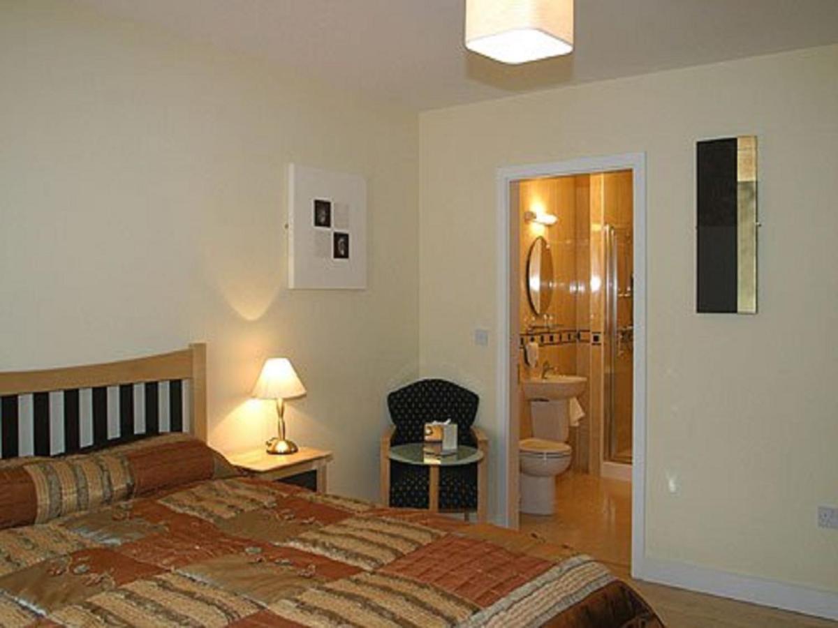 Laragh House B&B Kilkenny Oda fotoğraf