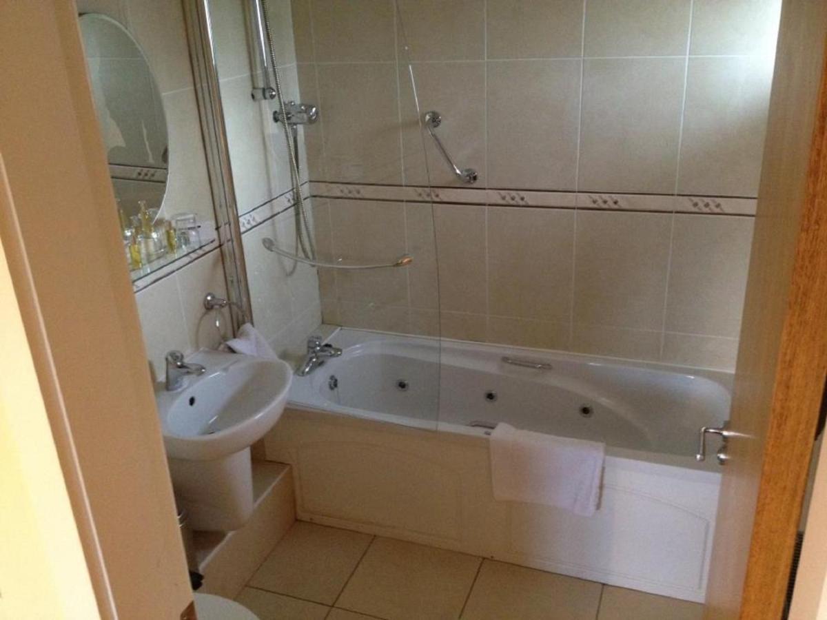 Laragh House B&B Kilkenny Oda fotoğraf
